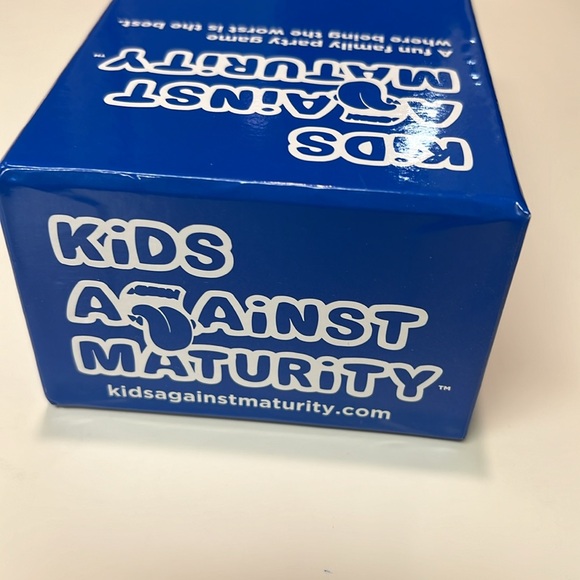 Kids Against Maturity core game - Picture 7 of 16